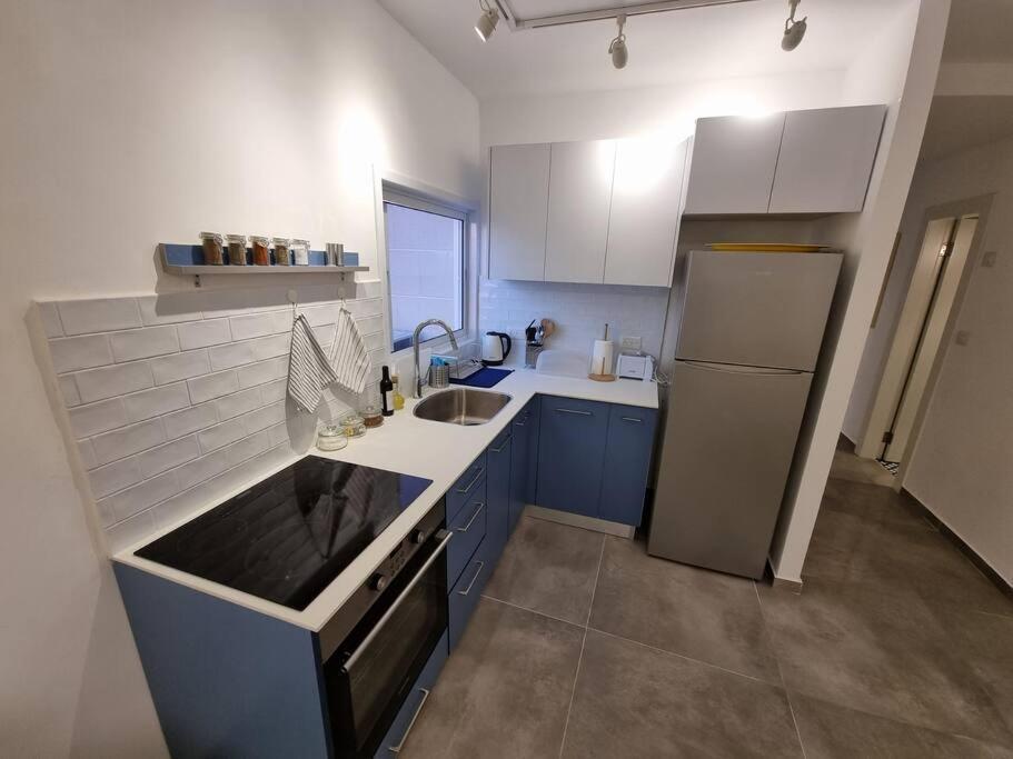 Beautiful 2-Bedroom Sea-View Apartment 内坦亚 外观 照片